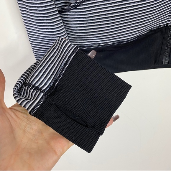 Zella On Point Striped Zip Up Jacket Size Small - Picture 5 of 8